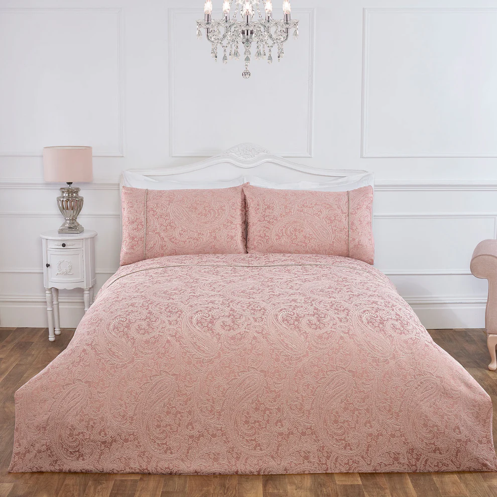 JC Paisley Blush FP 36f7f8ba 6b92 4023 9e57 bd51cb35cecc
