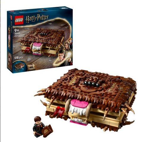 LEGO Harry Potter TM Chomping Monster Book of Monsters